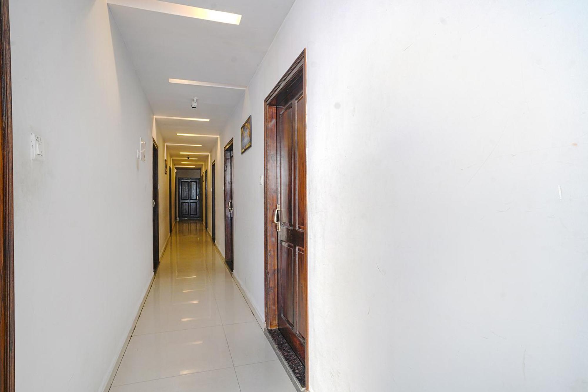 Fabhotel Hamsa The Right Choice - Nr Lanco Hills, Manikonda Hyderabad Exterior photo